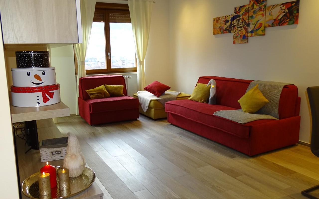 Blue Moon - Via Parigi Apartments Aosta Exterior foto